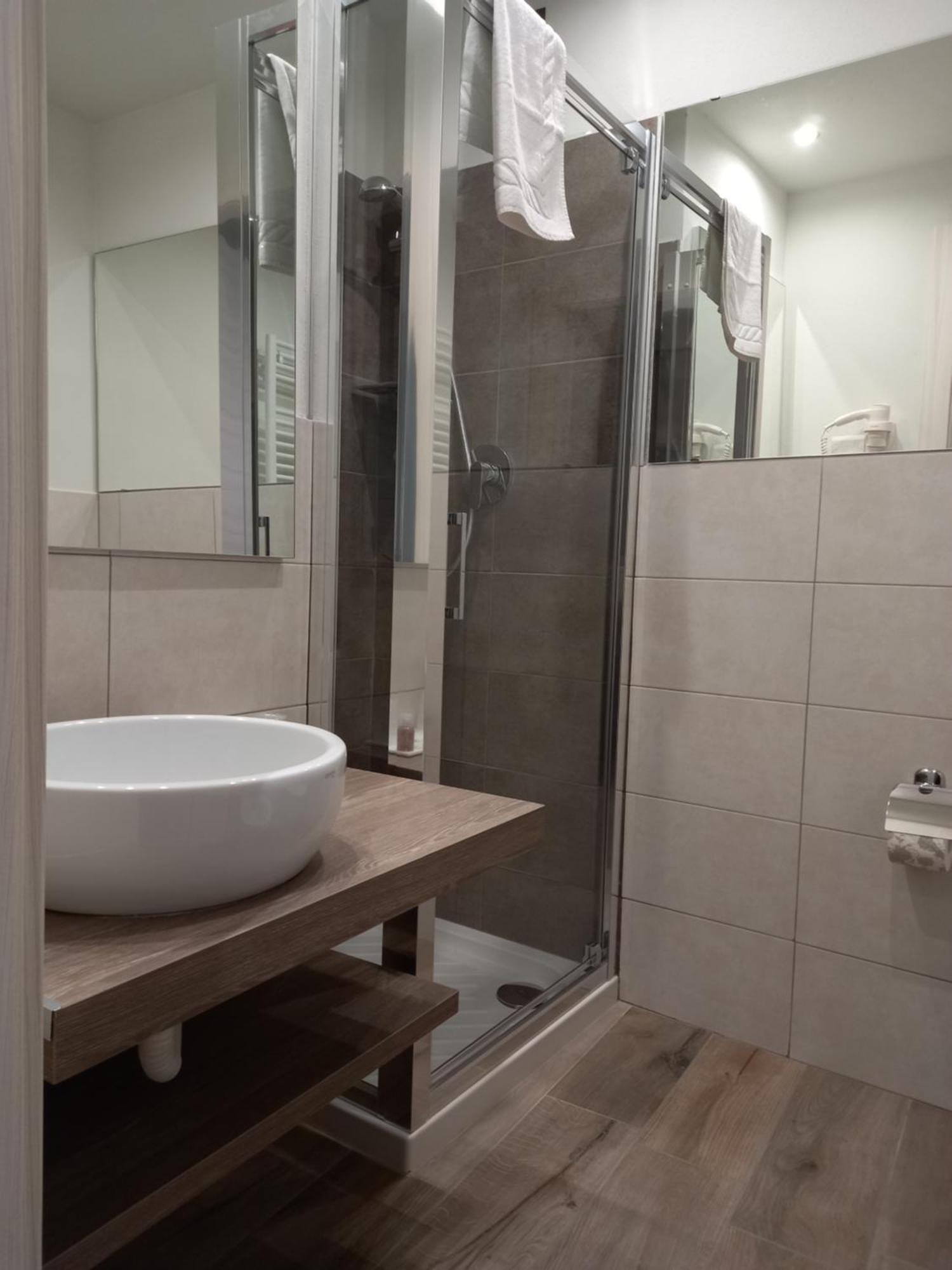 Residenza Novi Hotel Novi Ligure Bagian luar foto